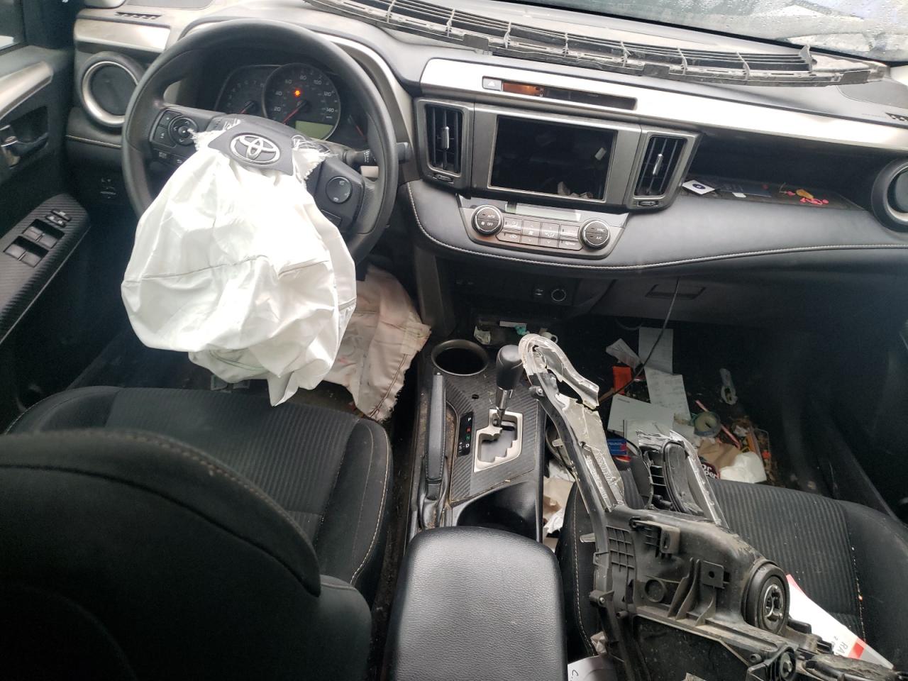 2014 Toyota RAV 4 - Image 8