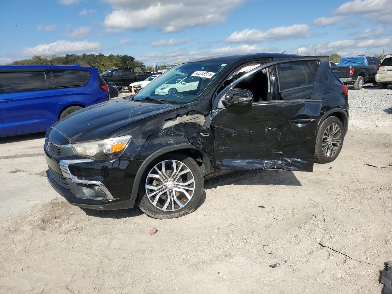 2016 Mitsubishi Outlander - Image 1