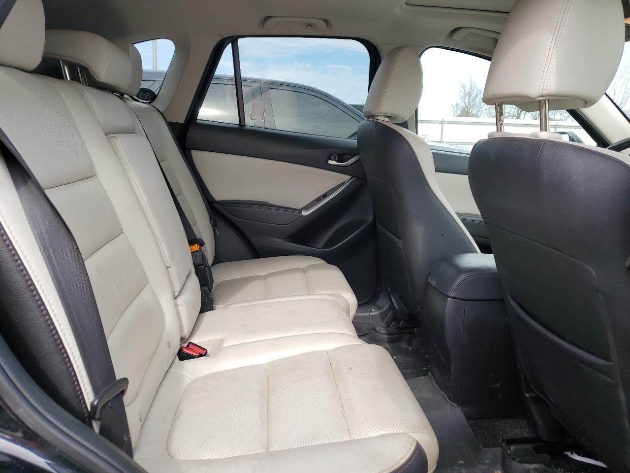 2016 Mazda CX-5 - Image 11