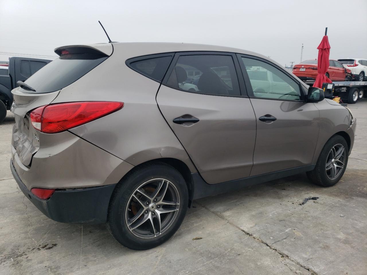 2013 Hyundai Tucson - Image 3