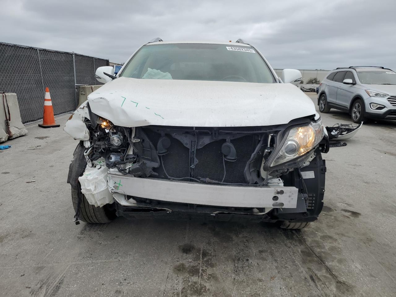 2010 Lexus RX - Image 5