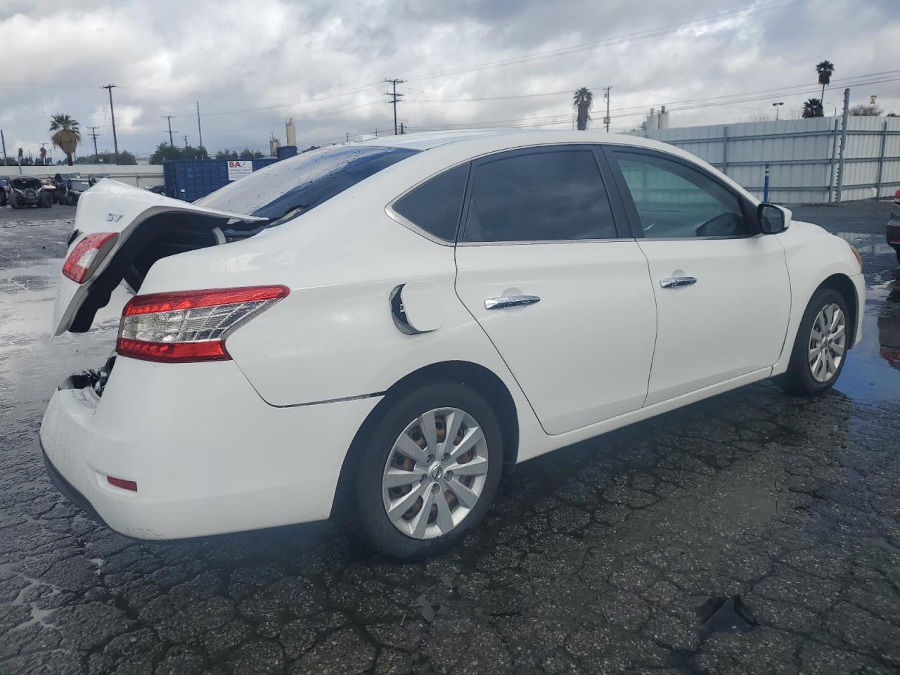 2015 Nissan Sentra - Image 3