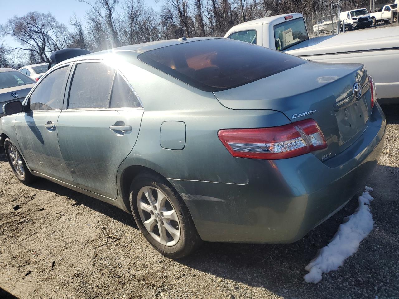 2011 Toyota Camry - Image 2