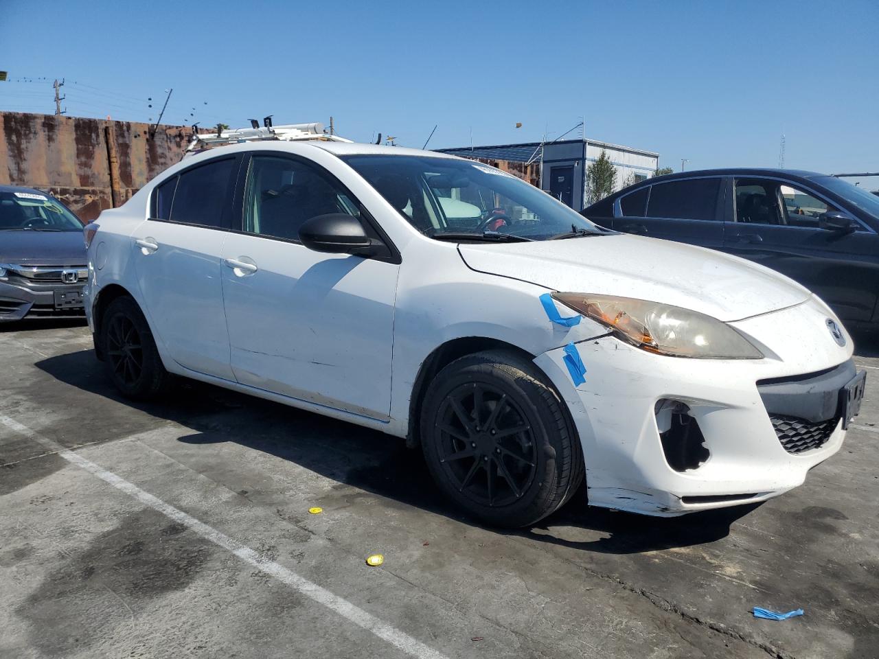 2013 Mazda 3 - Image 4