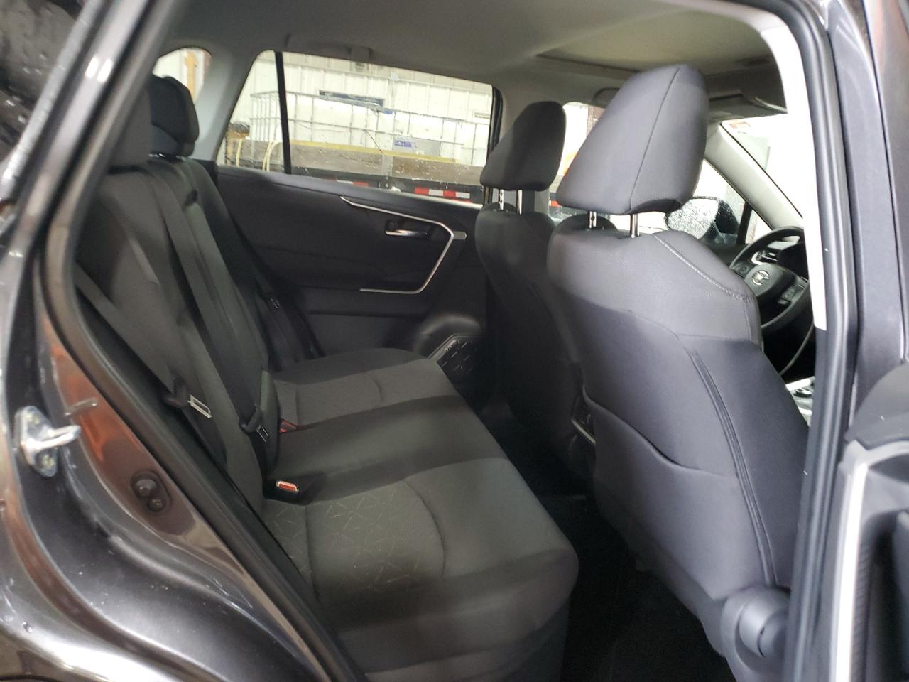 2024 Toyota RAV 4 - Image 11