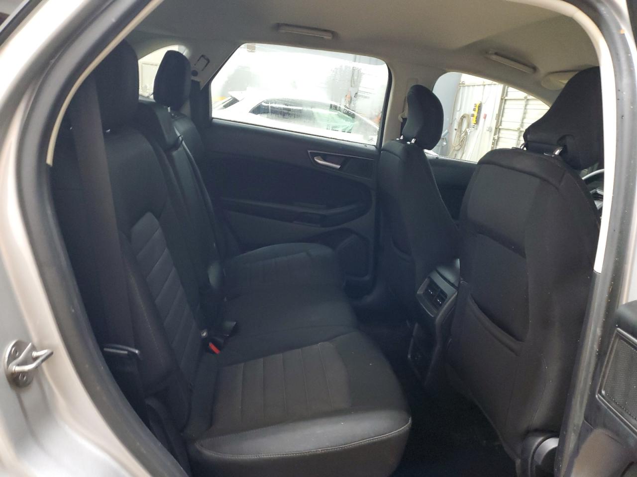 2015 Ford Edge - Image 11