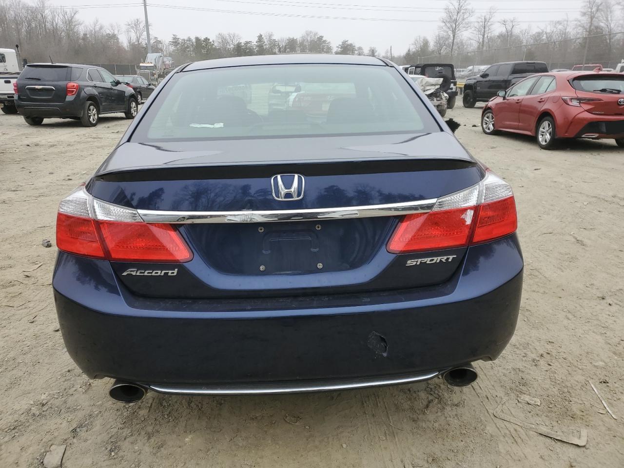 2013 Honda Accord - Image 6