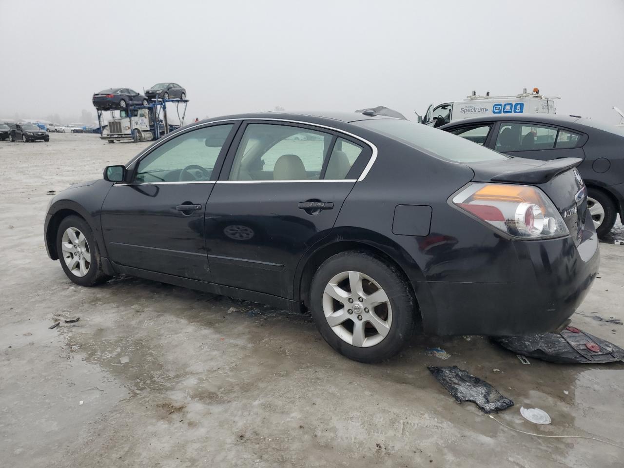 2009 Nissan Altima - Image 2