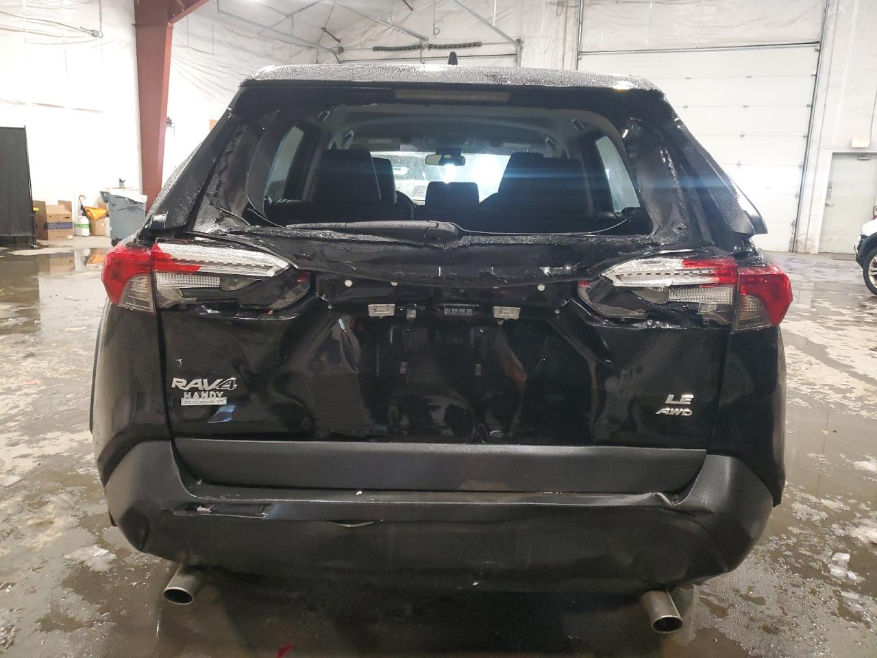 2024 Toyota RAV 4 - Image 6
