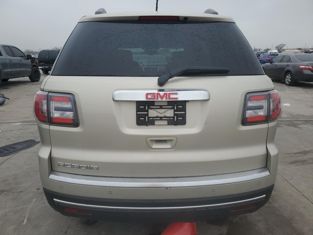 2014 GMC Acadia - Image 6