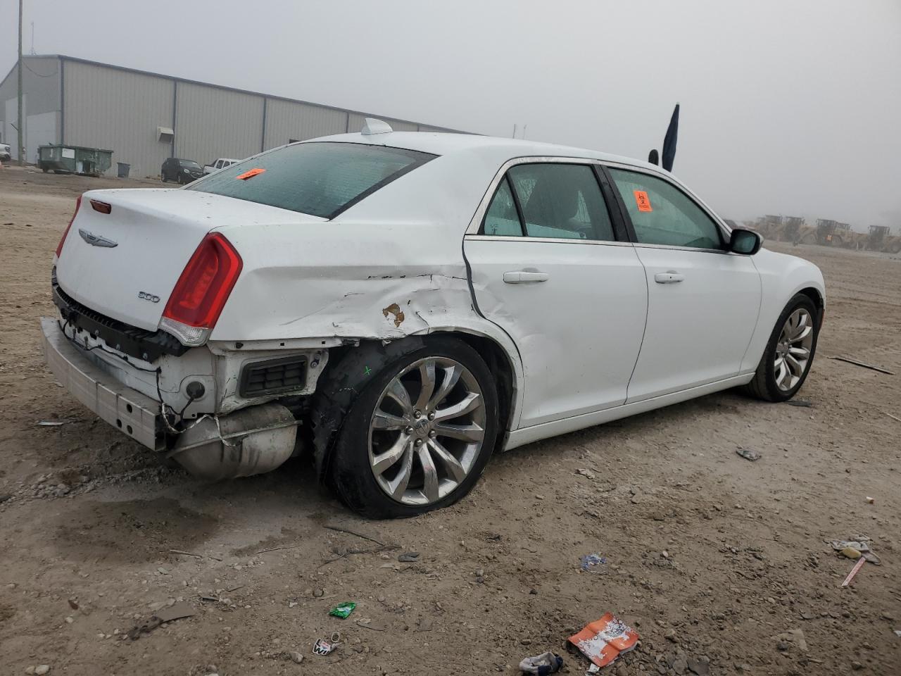 2021 Chrysler 300 - Image 3