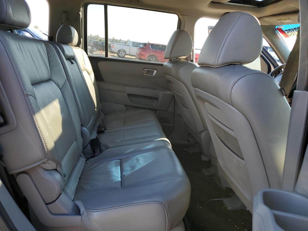 2011 Honda Pilot - Image 10