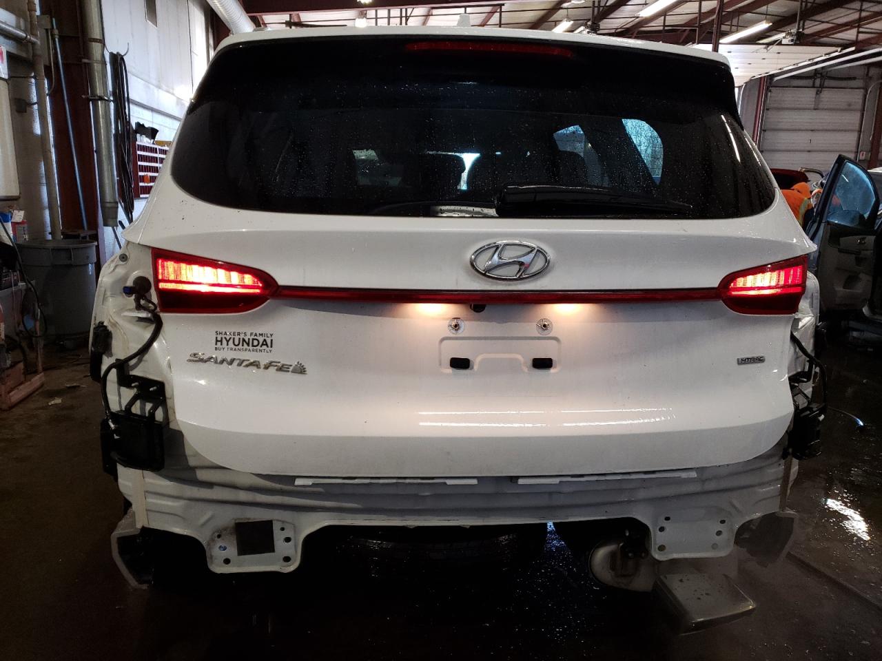 2021 Hyundai Santa Fe - Image 6