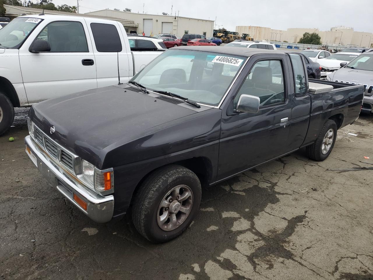 1996 Nissan Titan - Image 1