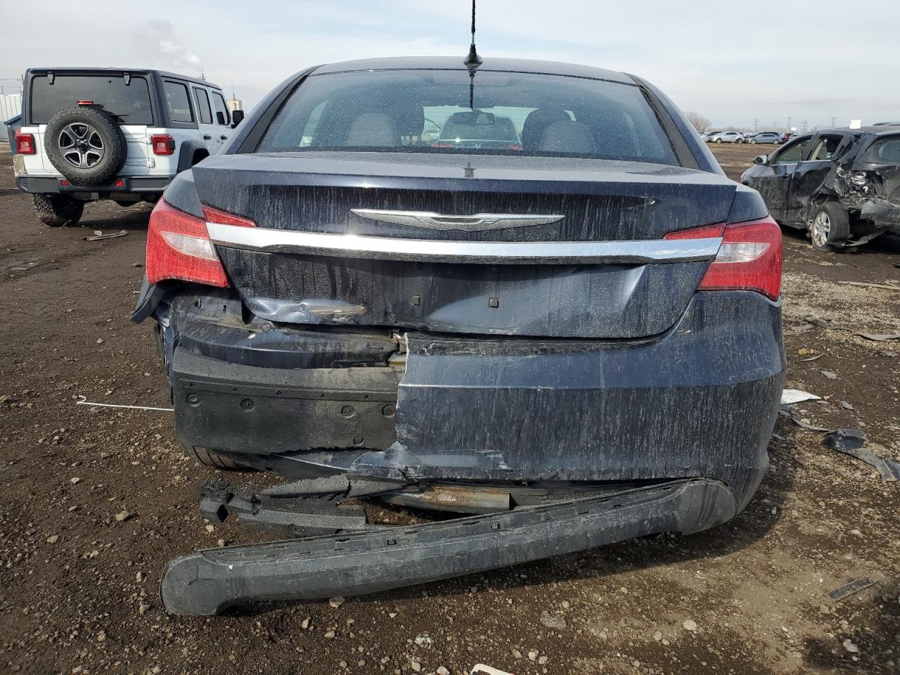 2012 Chrysler 200 - Image 6