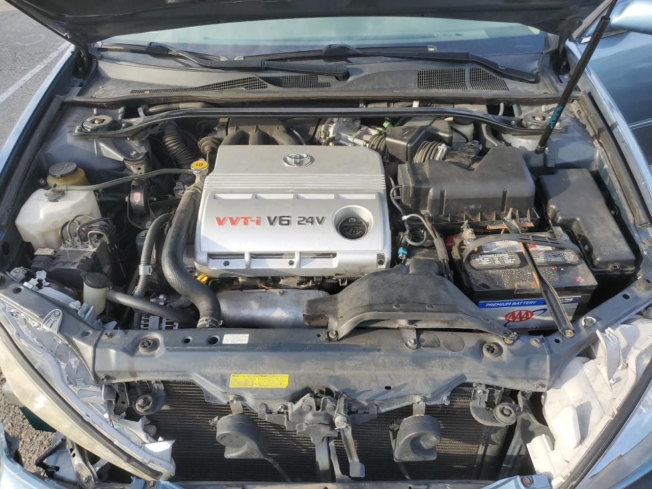 2004 Toyota Camry - Image 11