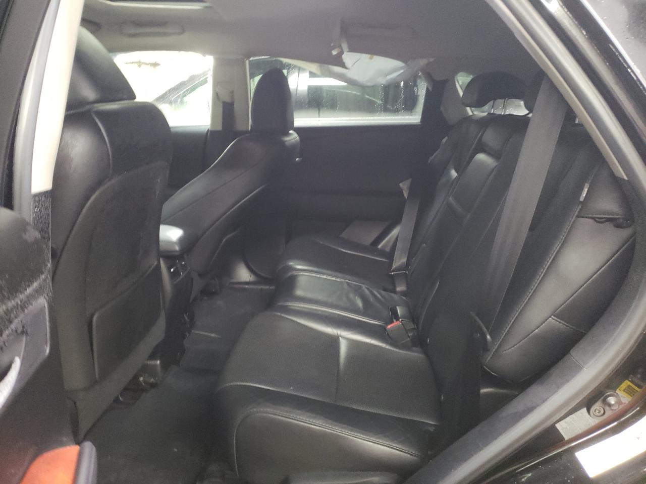 2010 Lexus RX - Image 10