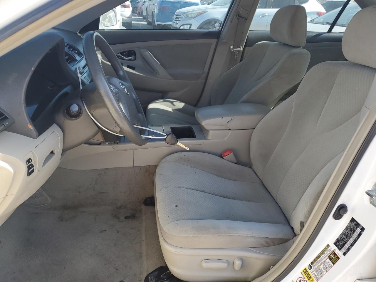 2009 Toyota Camry - Image 7