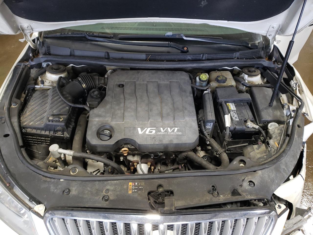 2010 Buick LaCrosse - Image 11