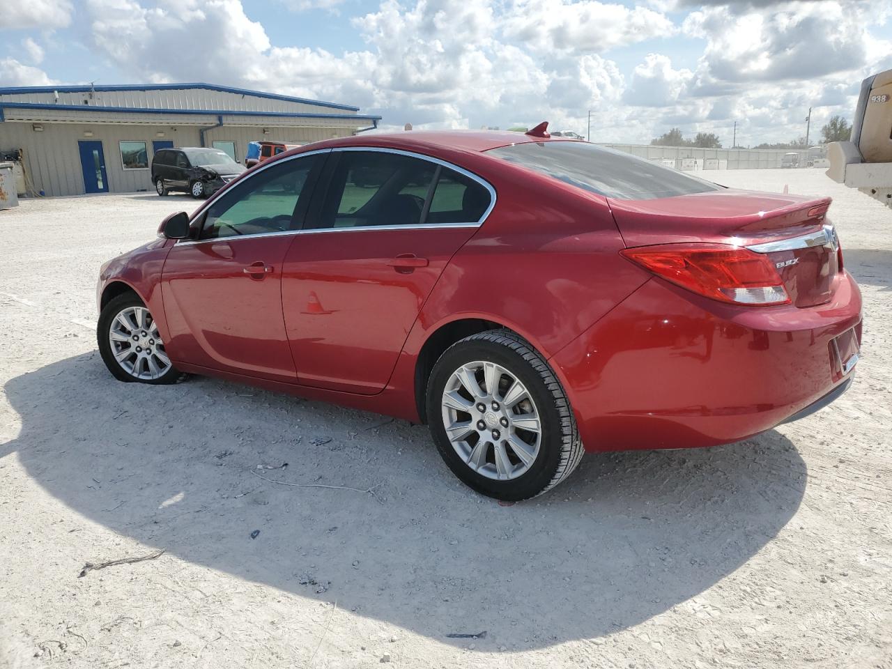 2013 Buick Regal - Image 2
