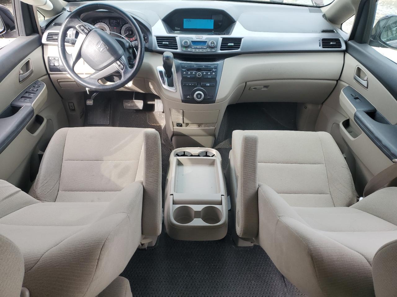 2011 Honda Odyssey - Image 8