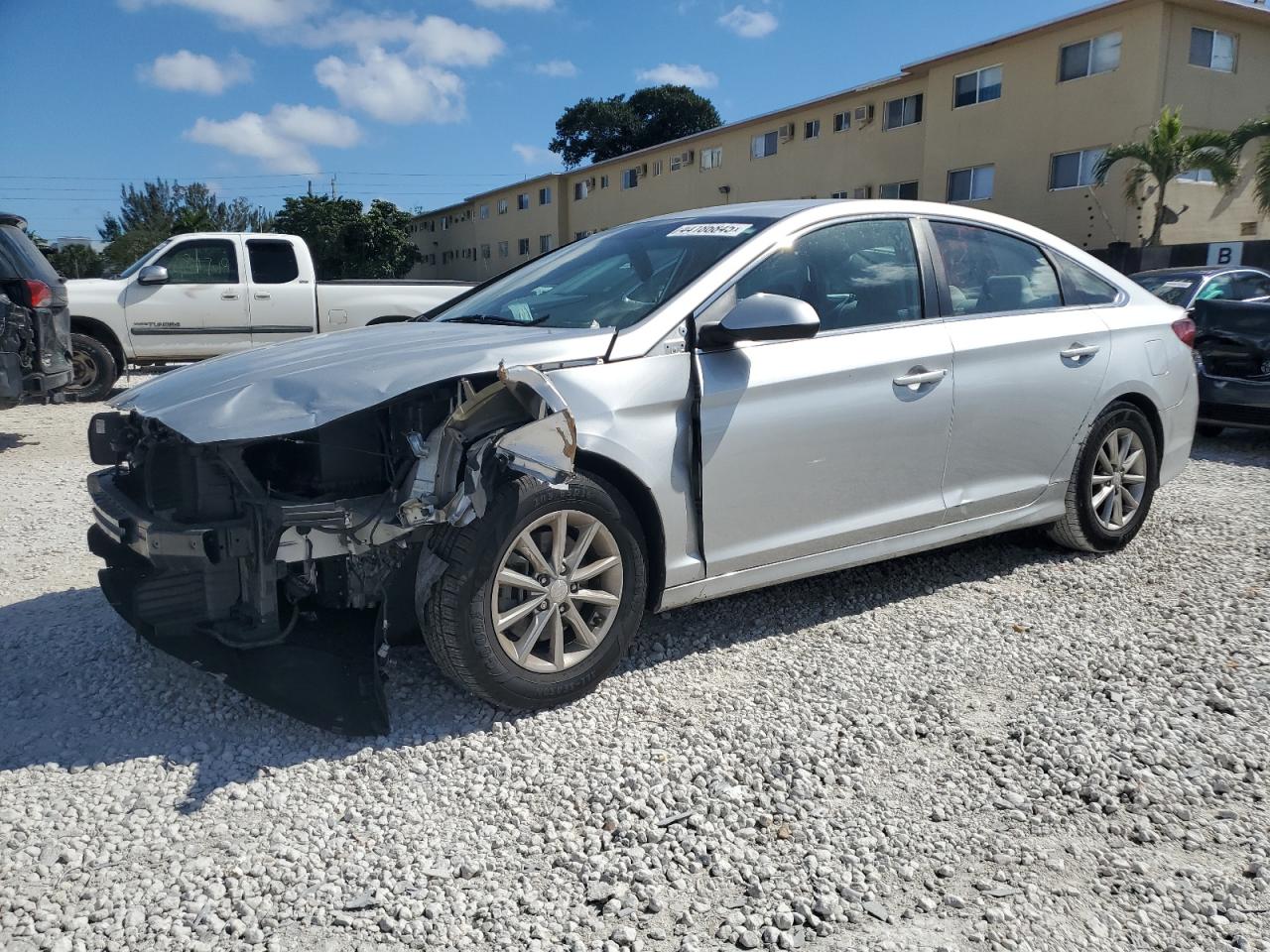 2018 Hyundai Sonata - Image 1