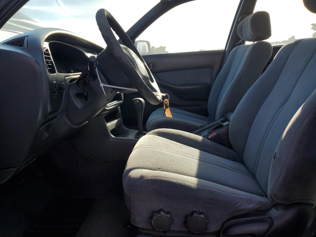 1996 Toyota Camry - Image 7