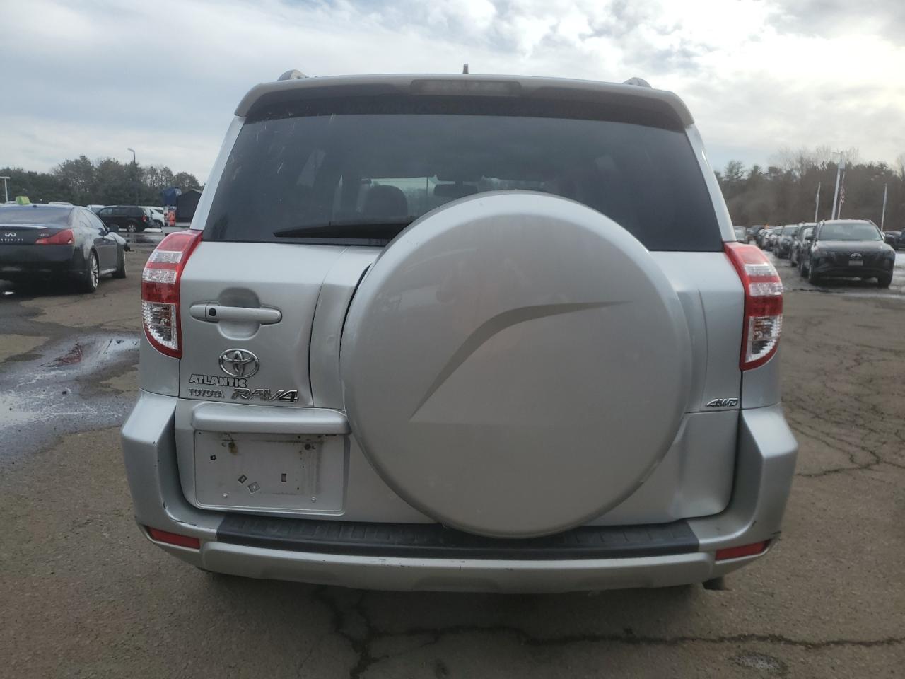 2010 Toyota RAV 4 - Image 6