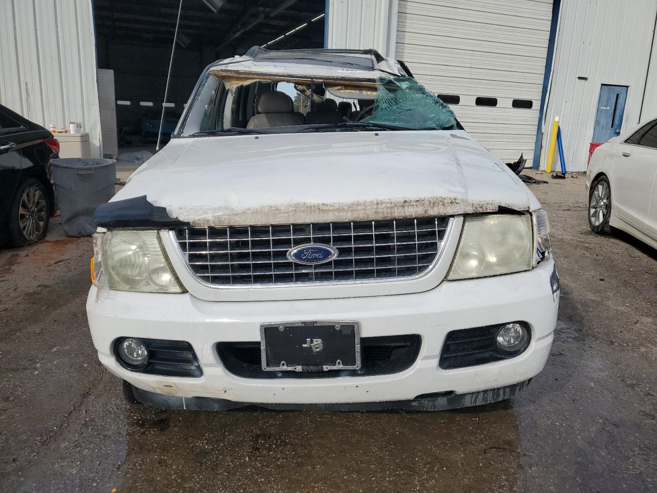 2005 Ford Explorer - Image 5