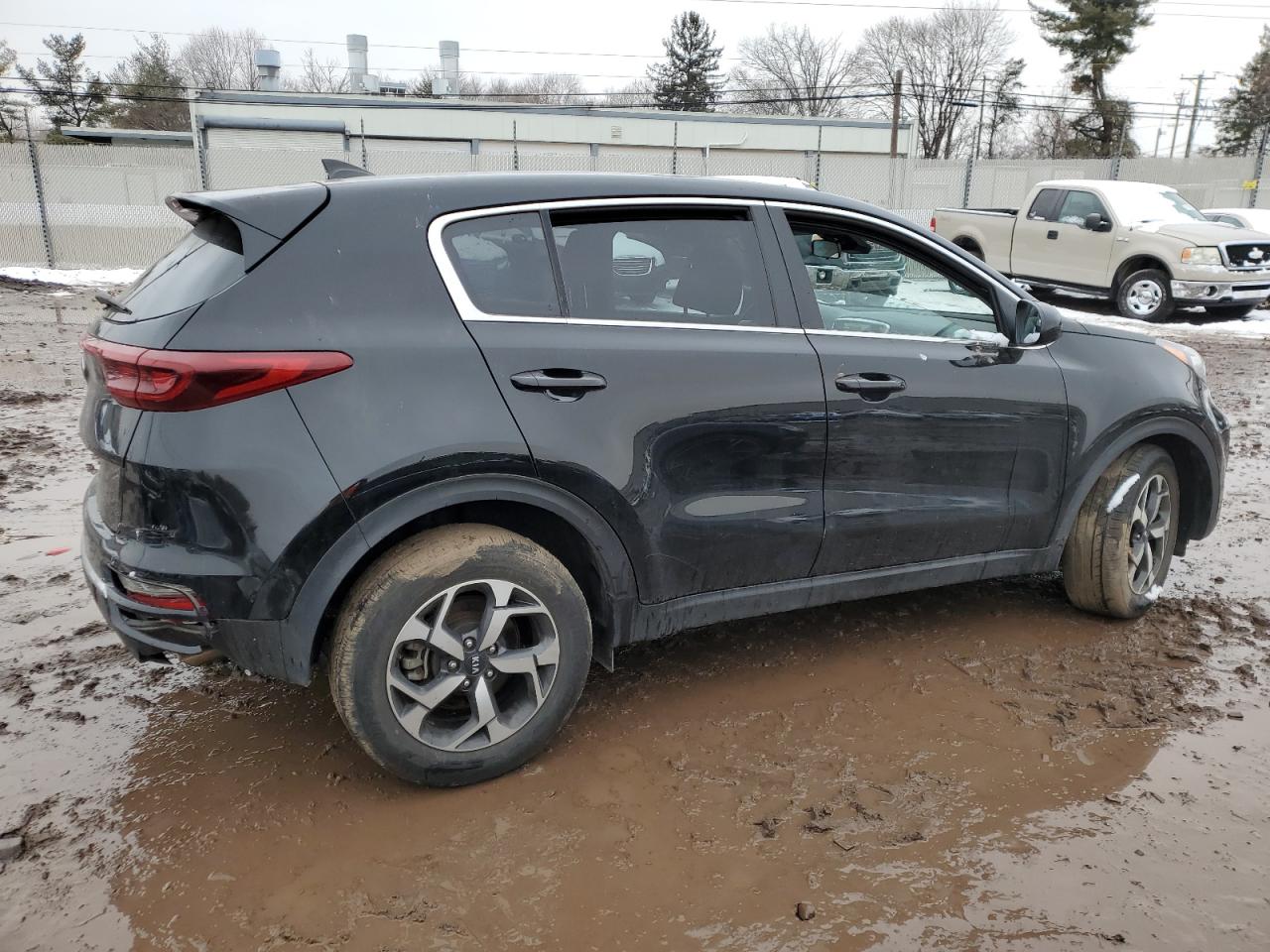 2022 Kia Sportage - Image 3