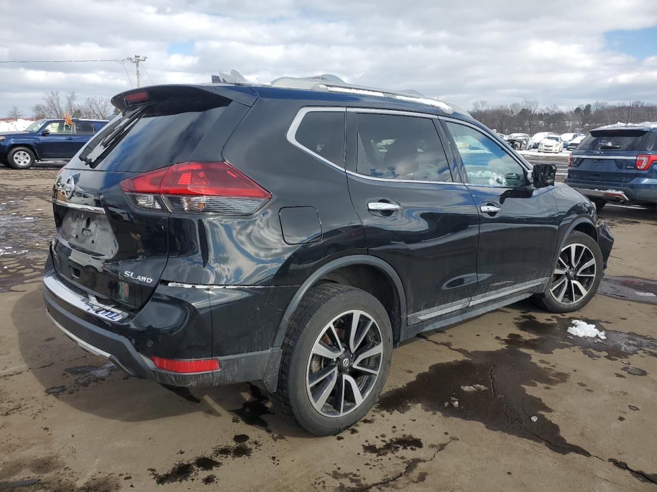 2020 Nissan Rogue - Image 3