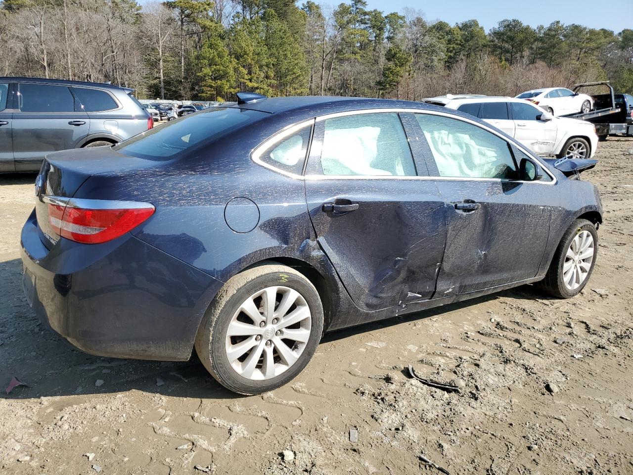 2016 Buick Verano - Image 3