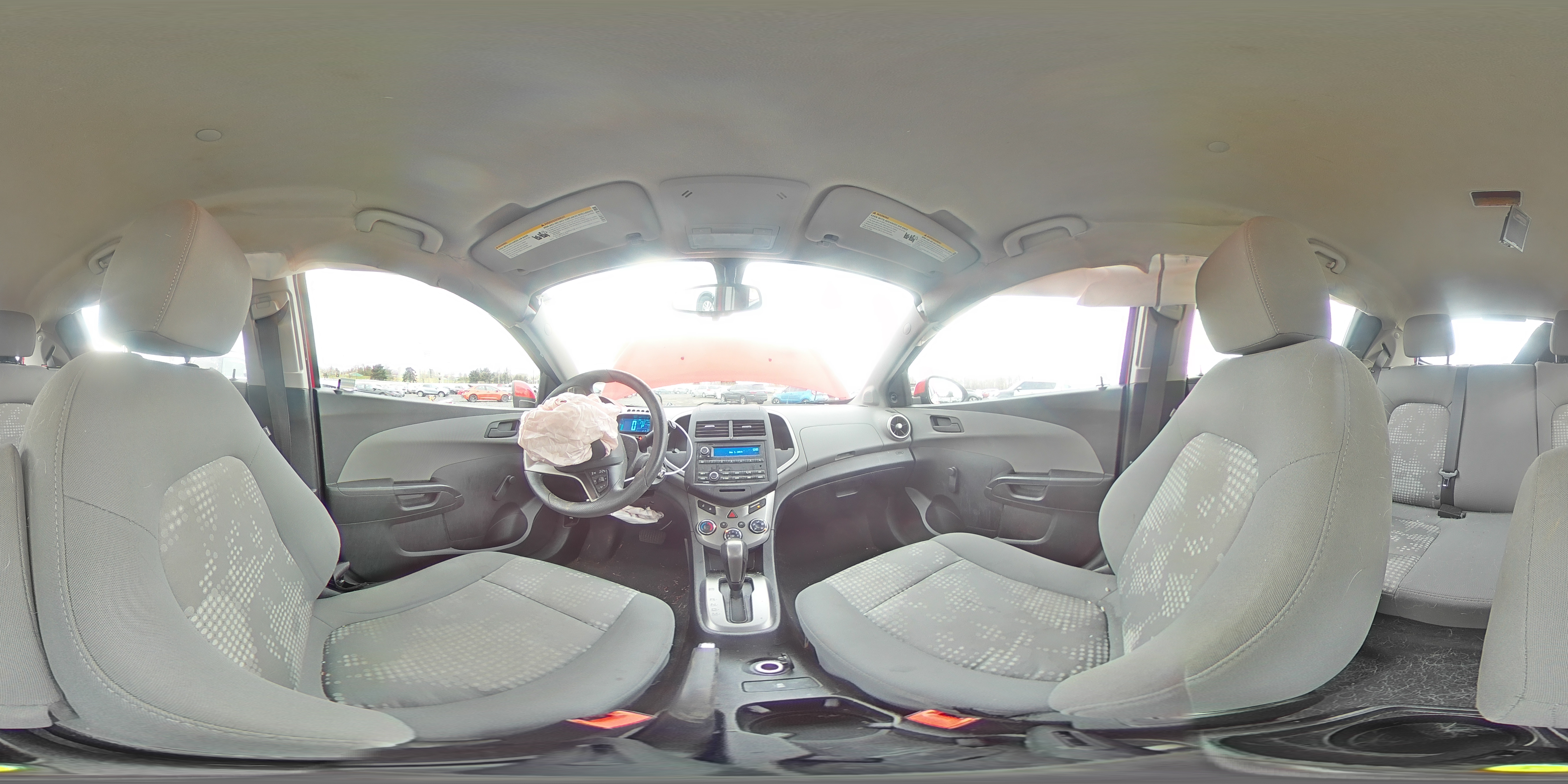 2015 Chevrolet Sonic - Image 13