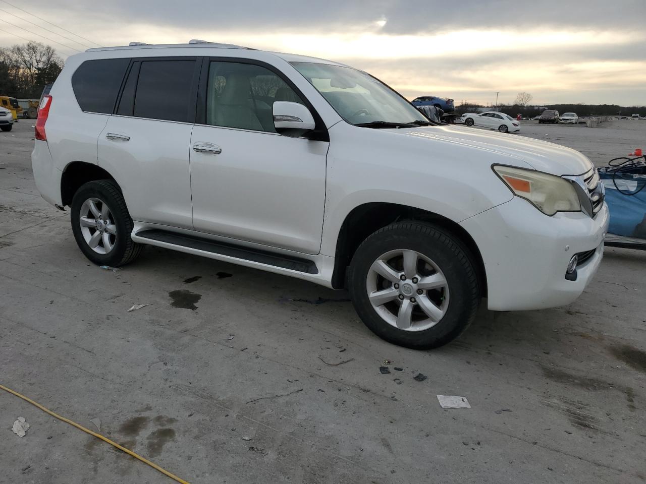 2010 Lexus GX - Image 4