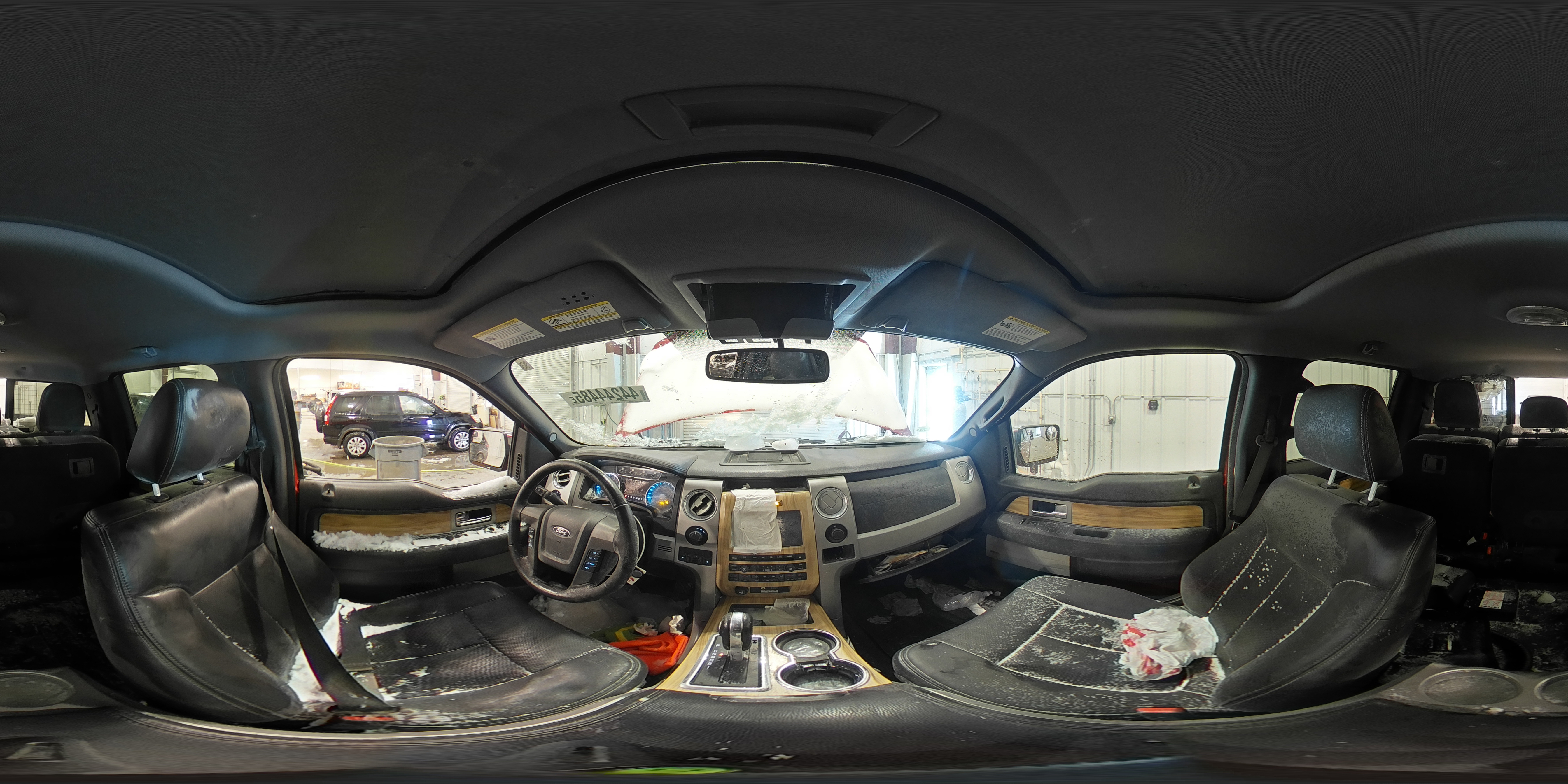 2011 Ford F-150 - Image 13