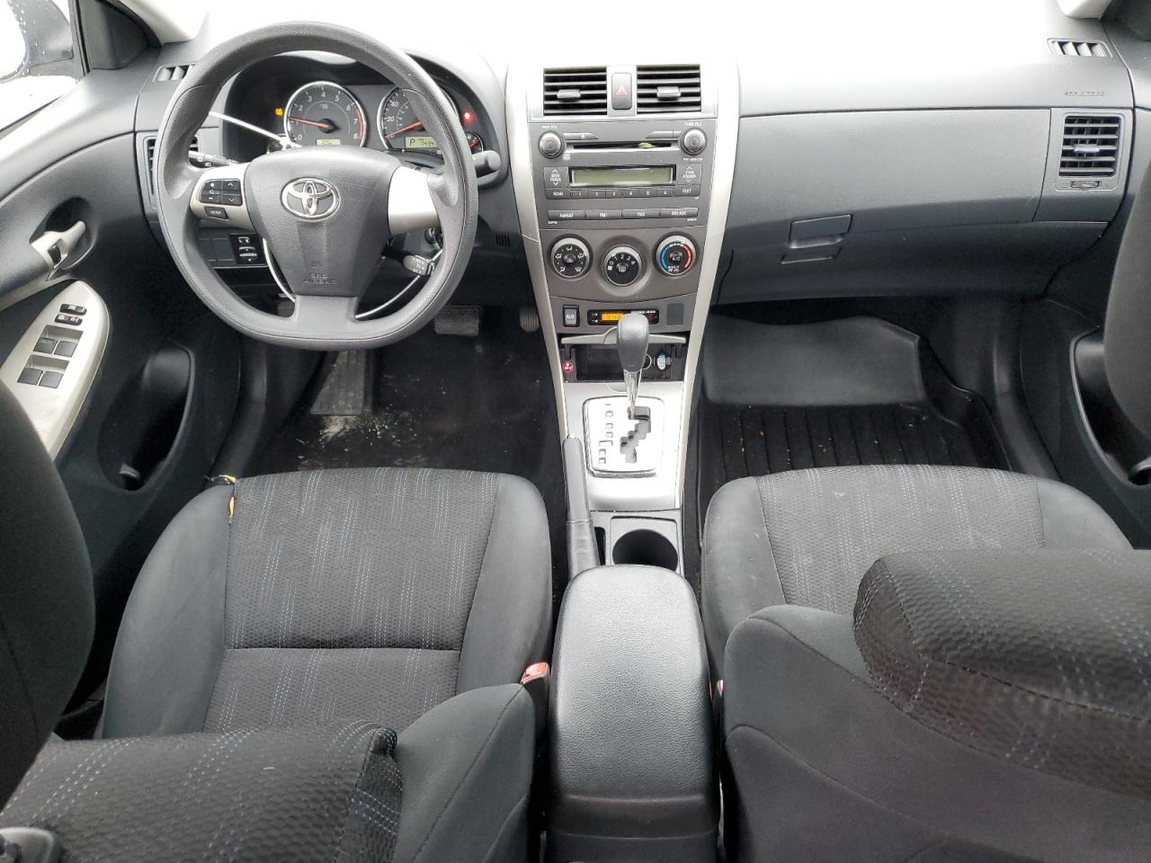 2011 Toyota Corolla - Image 8