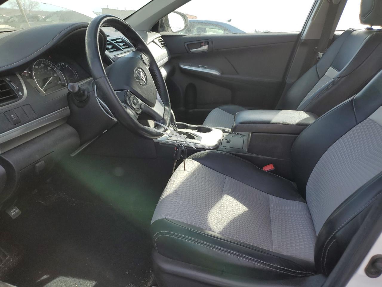 2014 Toyota Camry - Image 7