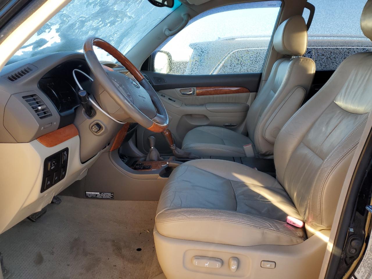 2004 Lexus GX - Image 7