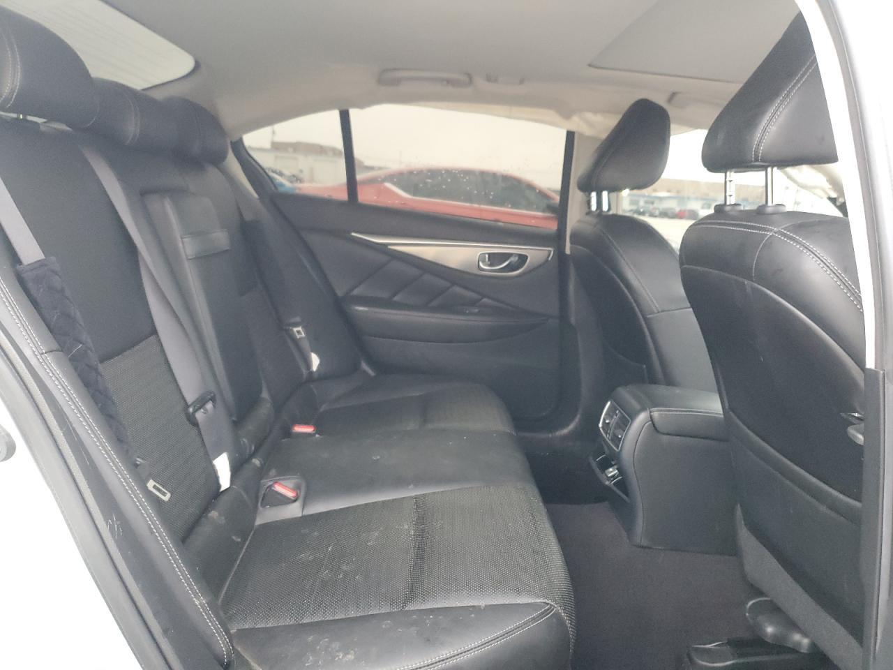 2018 Infiniti Q50 - Image 10