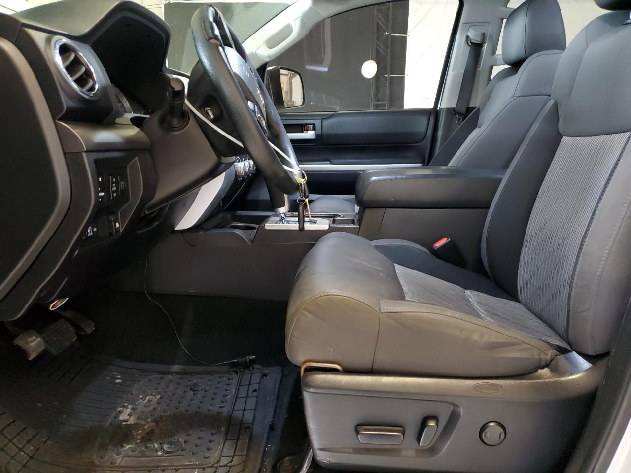2016 Toyota Tundra - Image 7