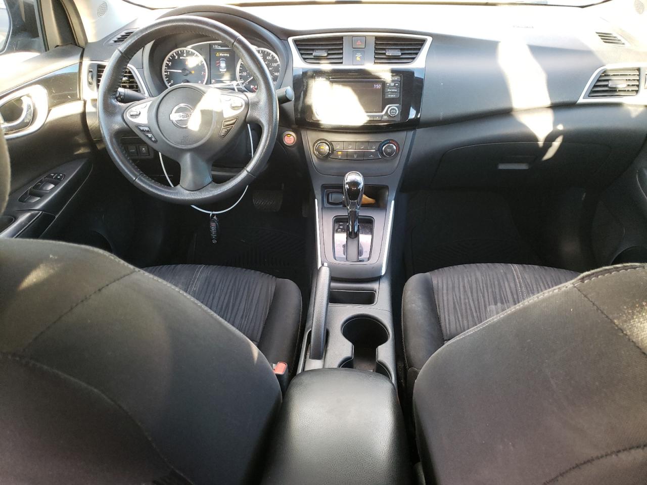 2017 Nissan Sentra - Image 8