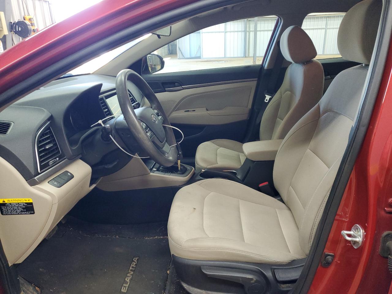 2017 Hyundai Elantra - Image 7