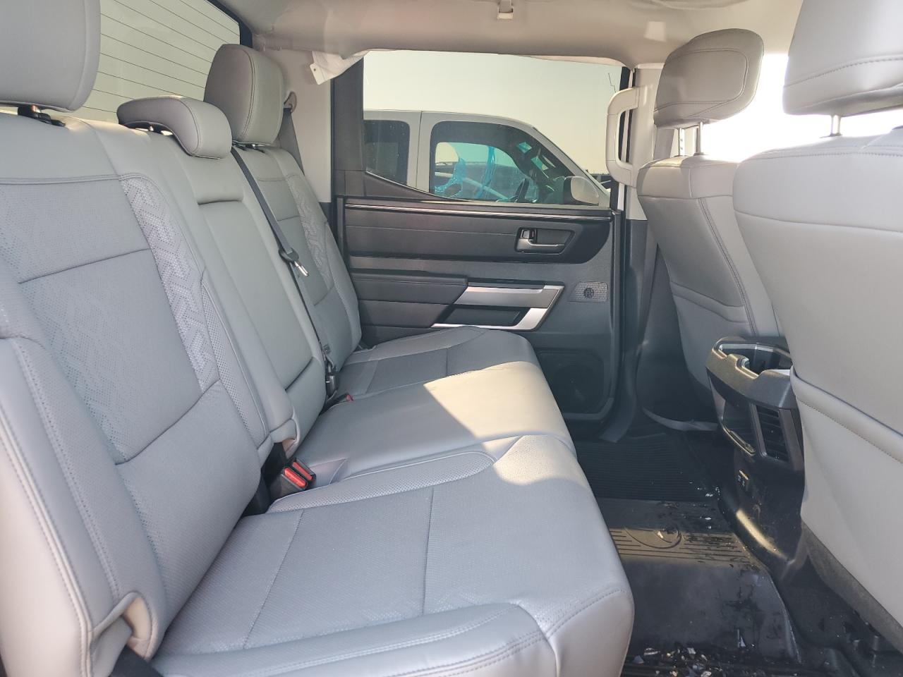 2024 Toyota Tundra - Image 10