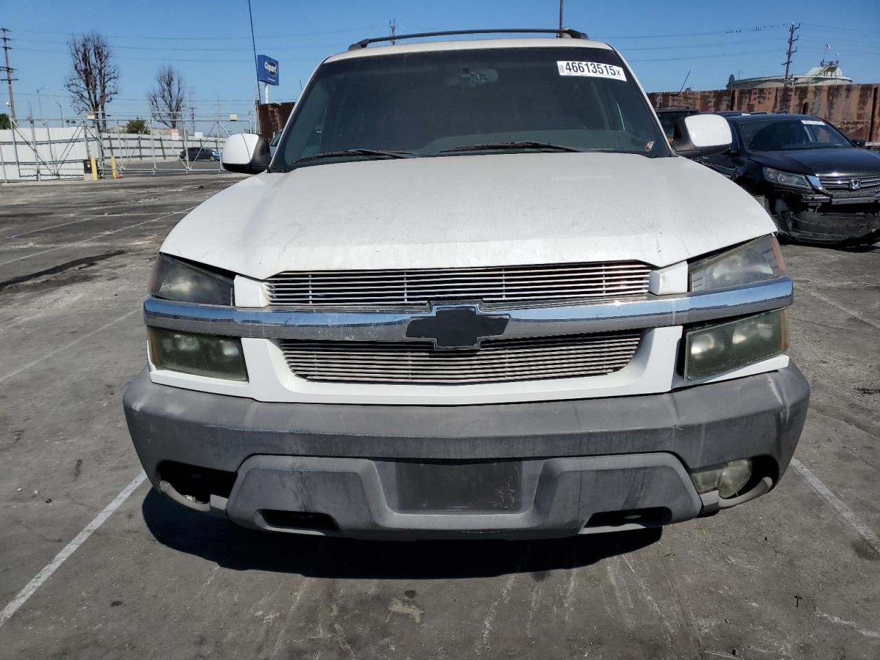 2004 Chevrolet Avalanche - Image 5