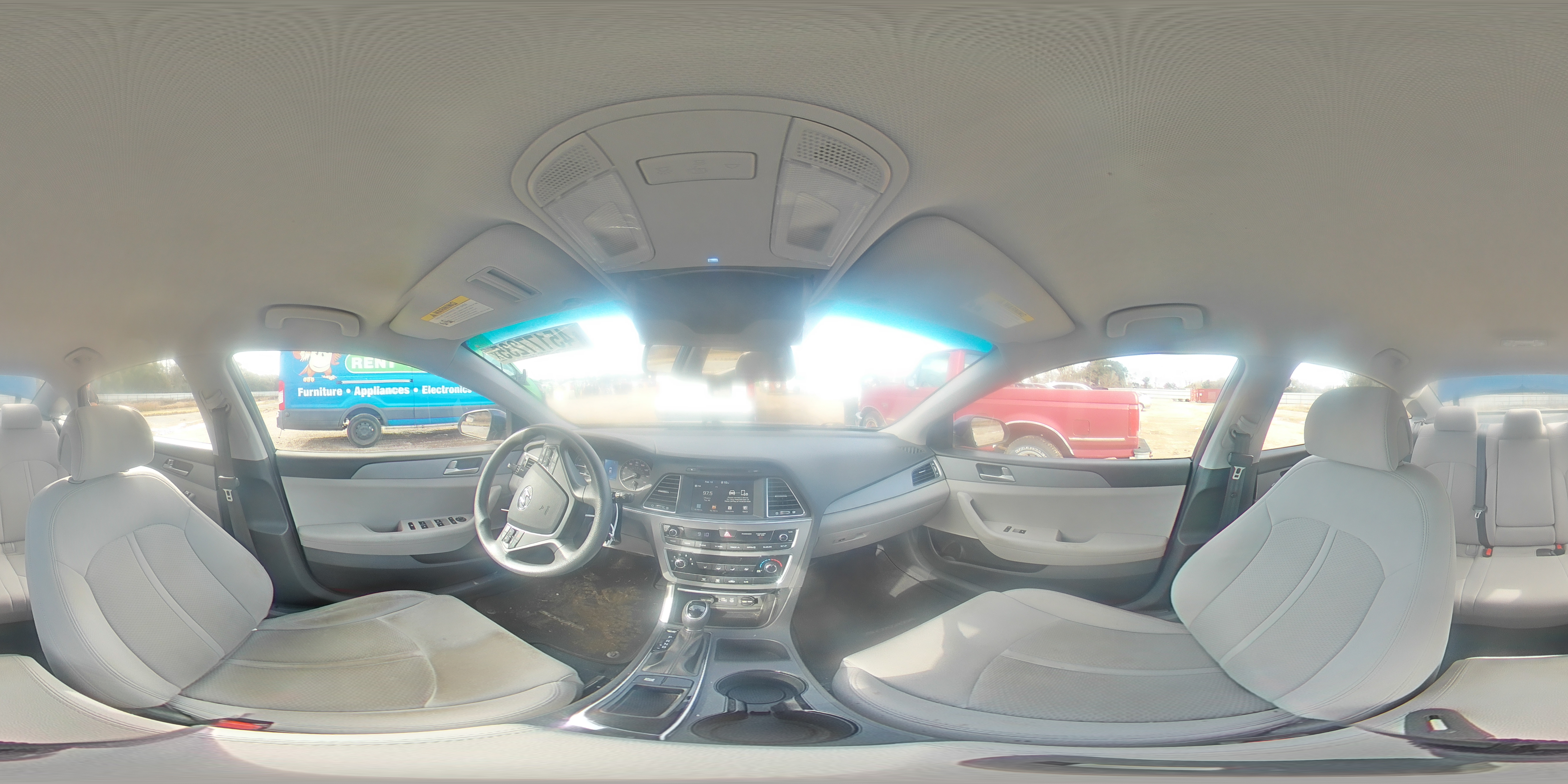 2017 Hyundai Sonata - Image 12