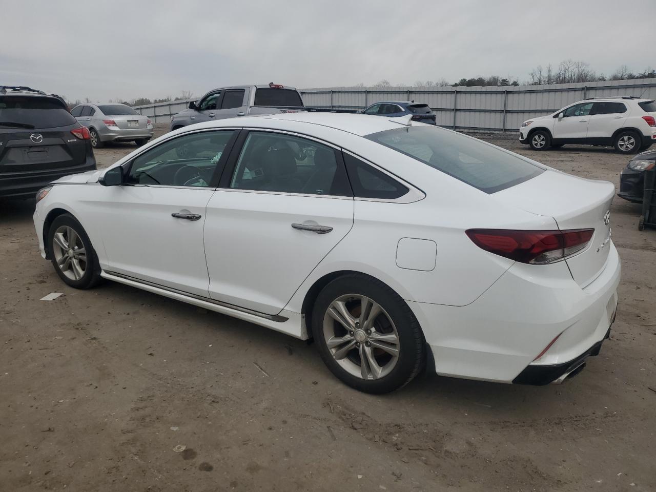 2019 Hyundai Sonata - Image 2