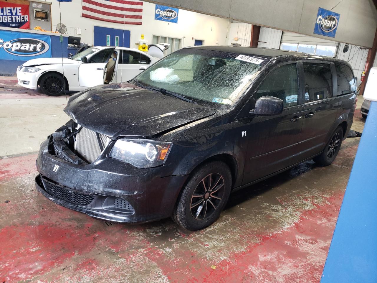 2015 Dodge Caravan - Image 1