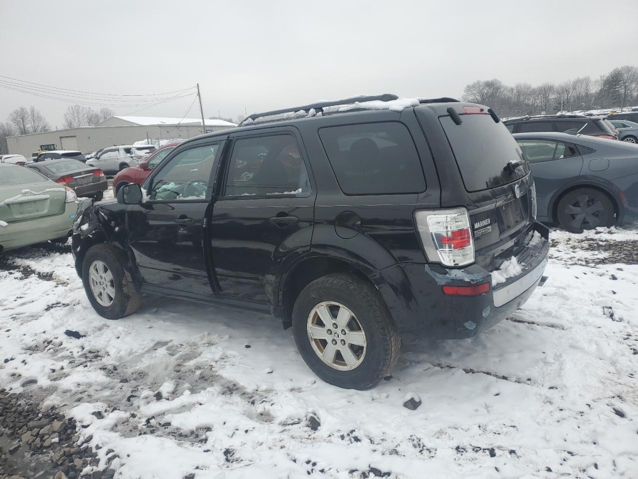 2010 Mercury Mariner - Image 2