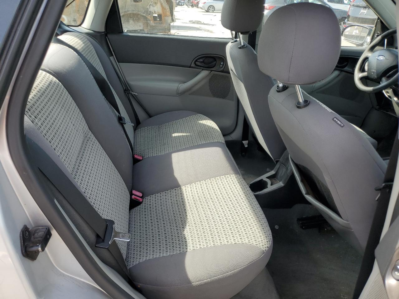 2007 Ford Focus - Image 11