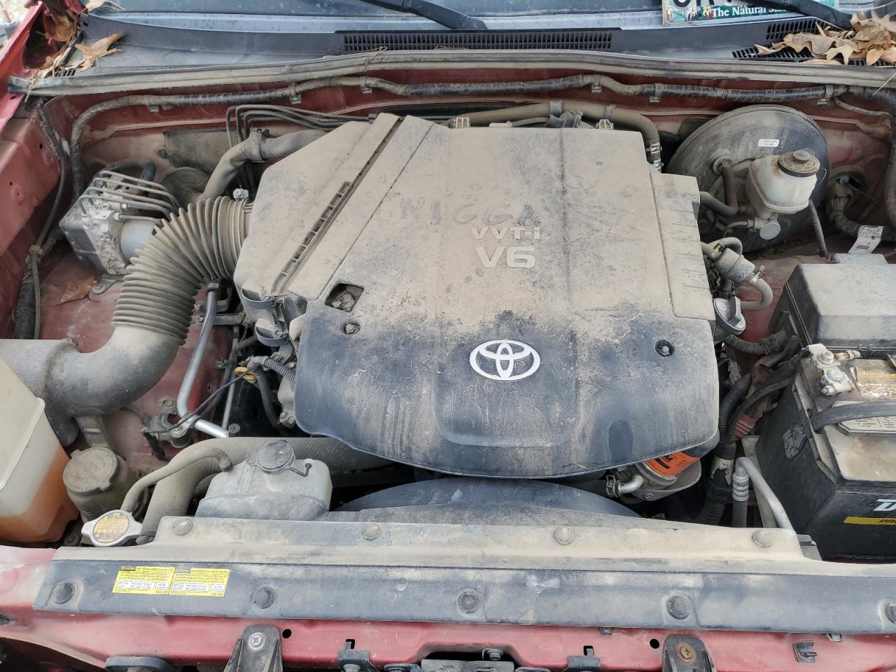 2011 Toyota Tacoma - Image 13